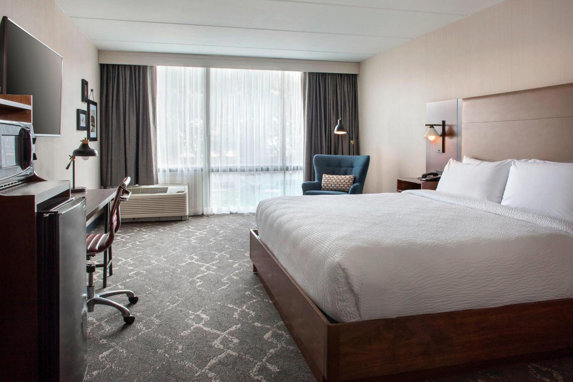 Four Points Northeast Hotel